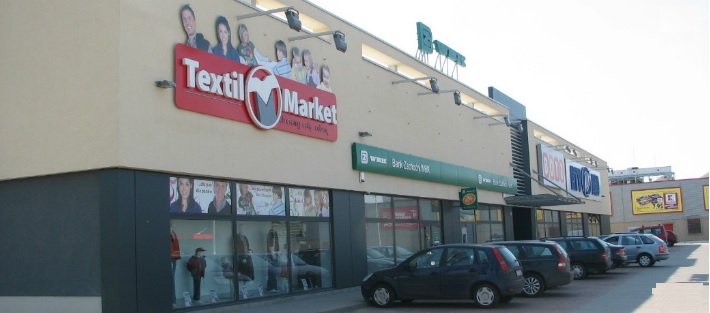 Luc Geuten filialiseert retail belangen