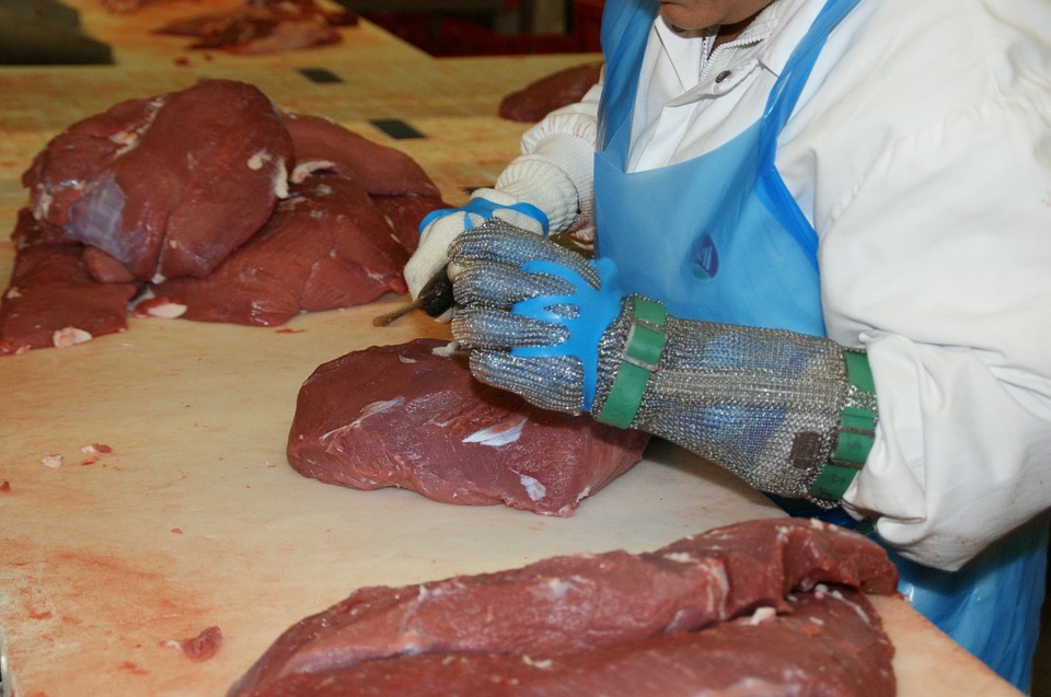 Vader en dochter Swaegers nemen slachthuis van Bastogne over