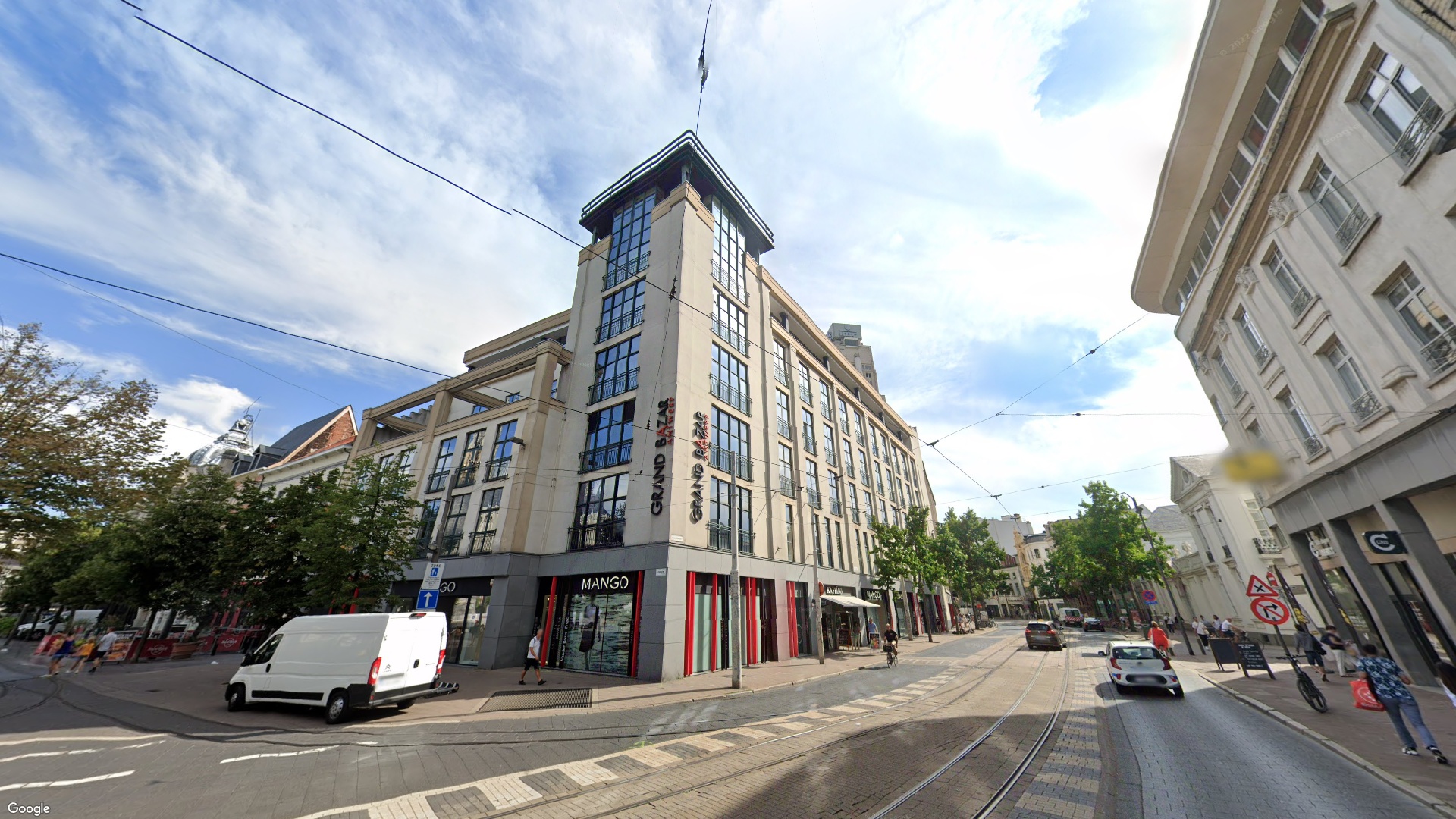 VASTGOED – Eric De Vocht koopt Antwerpse Grand Bazar site op de Groenplaats