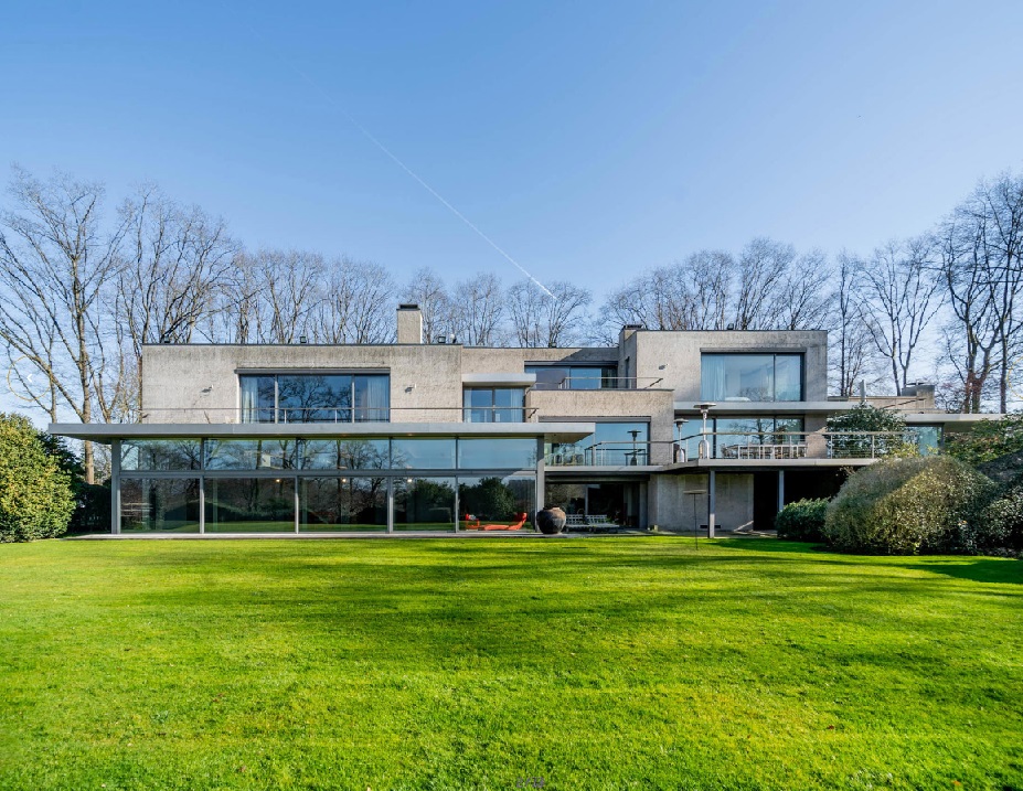Redding Vochtig logboek NIEUW – Sotheby's zet huis Guy en Mimi Ullens te koop - De Rijkste Belgen