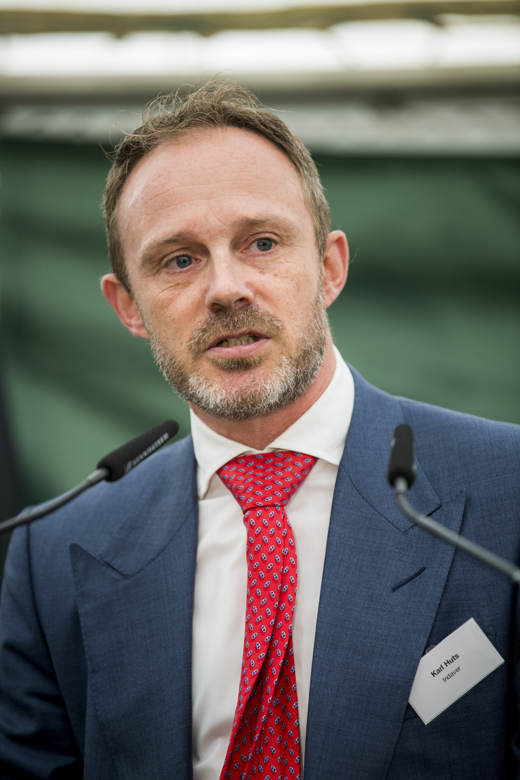OPVOLGING – Karl Huts, de oudste zoon van miljardair Fernand Huts